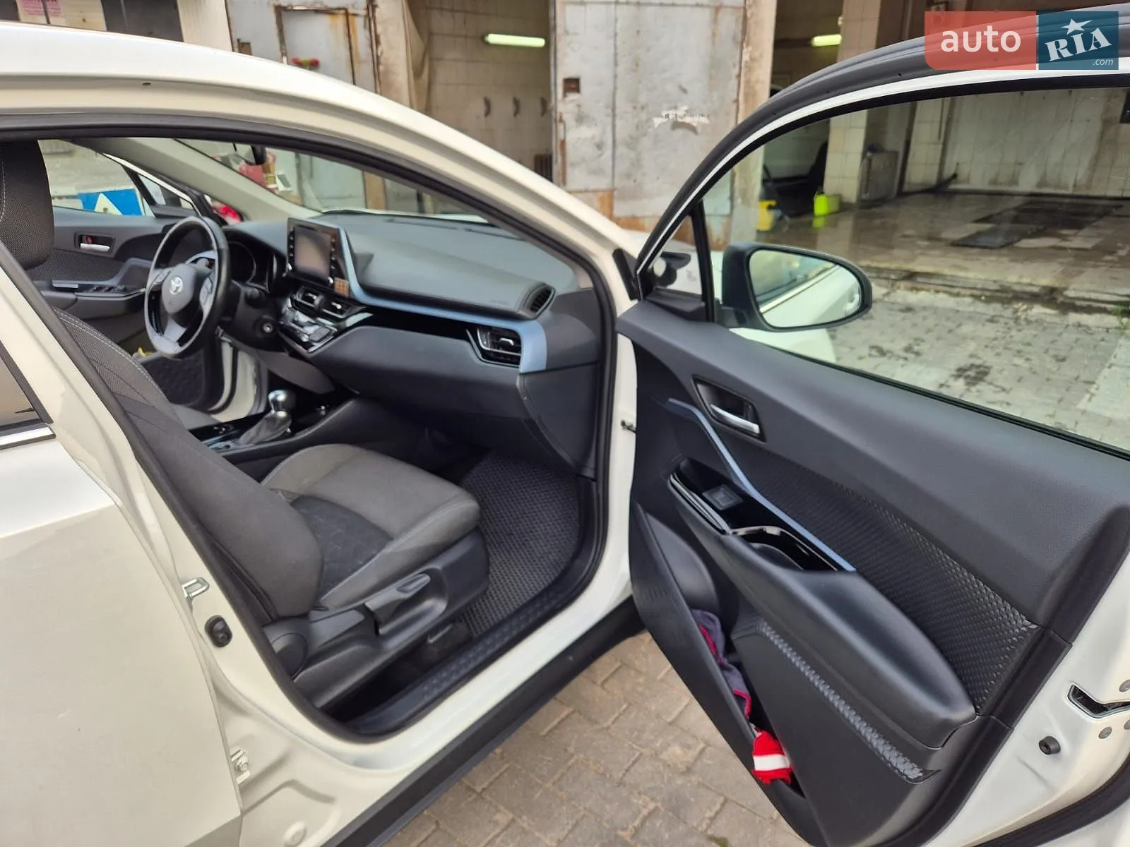 2019 Toyota C-HR - мініатюра 13
