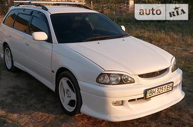 Универсал Toyota Caldina 1998 в 