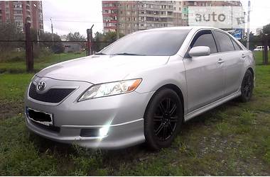 Седан Toyota Camry 2007 в Полтаве