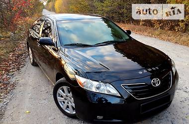 Седан Toyota Camry 2008 в Киеве