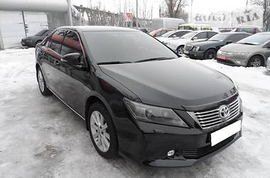 Седан Toyota Camry 2012 в Днепре