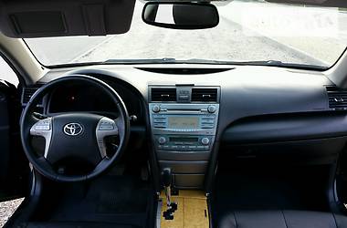 Седан Toyota Camry 2007 в Днепре