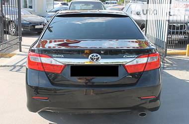 Седан Toyota Camry 2012 в Николаеве