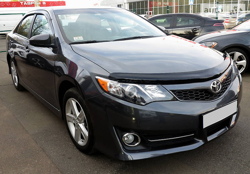 Седан Toyota Camry 2013 в Одессе