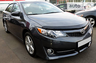 Седан Toyota Camry 2013 в Одессе