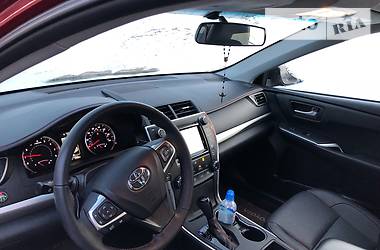 Седан Toyota Camry 2015 в Львове