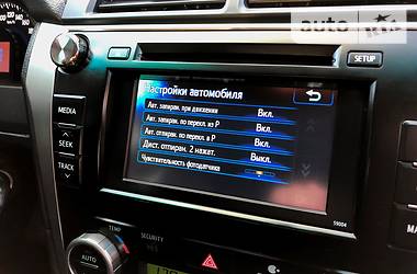 Седан Toyota Camry 2013 в Ужгороде