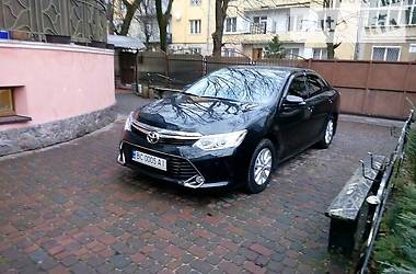 Седан Toyota Camry 2016 в Львові