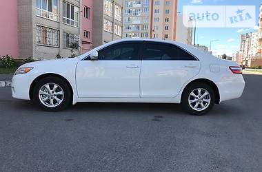 Седан Toyota Camry 2010 в Вінниці