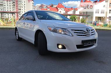 Седан Toyota Camry 2010 в Вінниці