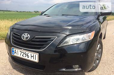 Седан Toyota Camry 2006 в Ирпене