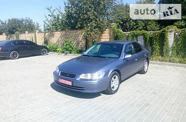 Седан Toyota Camry 2000 в Одессе