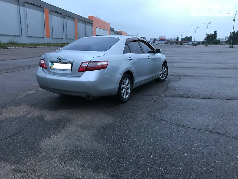 Седан Toyota Camry 2007 в Черкасах