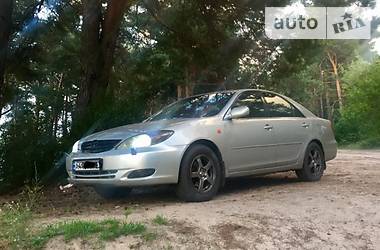 Седан Toyota Camry 2003 в Киеве