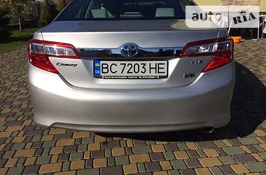 Седан Toyota Camry 2014 в Яворове