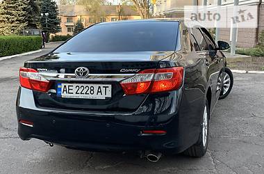 Седан Toyota Camry 2013 в Кам'янському