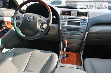 Седан Toyota Camry 2007 в Киеве