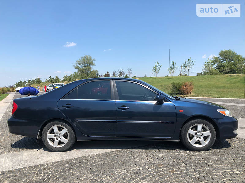 Седан Toyota Camry 2002 в Києві
