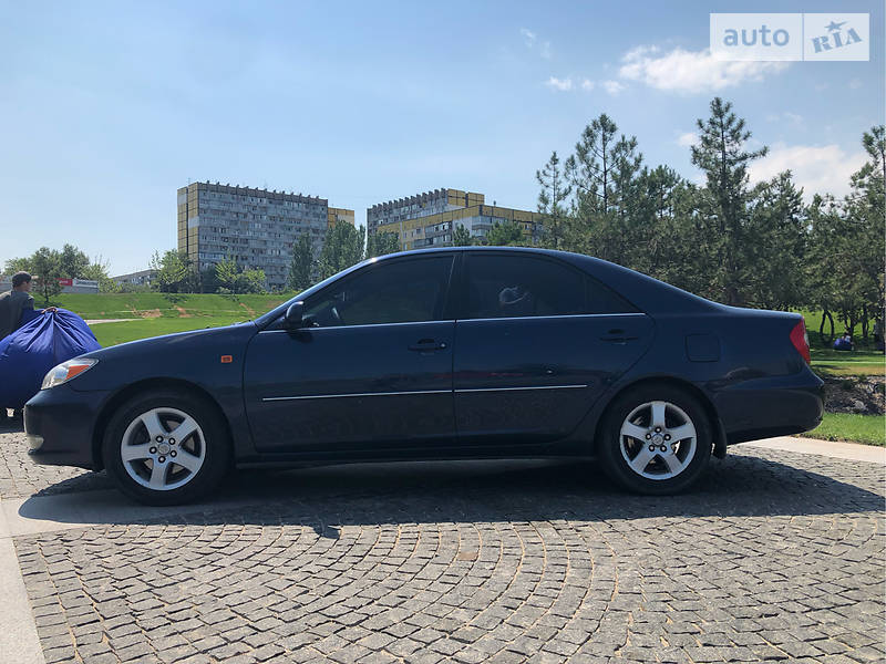 Седан Toyota Camry 2002 в Києві