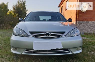 Седан Toyota Camry 2005 в 
