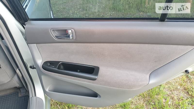 Седан Toyota Camry 2005 в Камне-Каширском