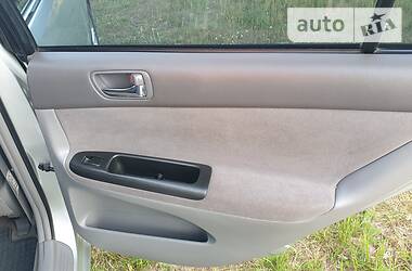 Седан Toyota Camry 2005 в 
