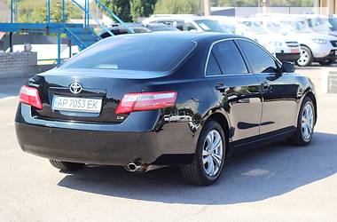 Седан Toyota Camry 2006 в Запорожье