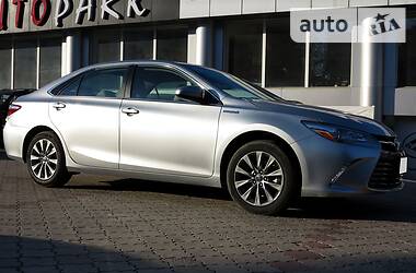 Седан Toyota Camry 2016 в 