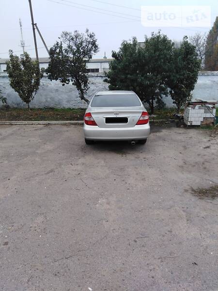 Седан Toyota Camry 2004 в Каховці