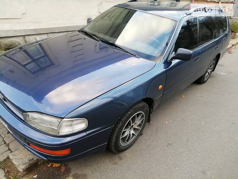 Універсал Toyota Camry 1994 в Івано-Франківську