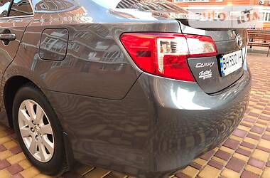 Седан Toyota Camry 2013 в Одессе