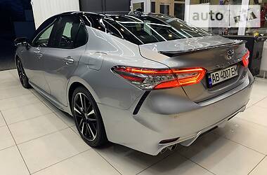 Седан Toyota Camry 2017 в Виннице