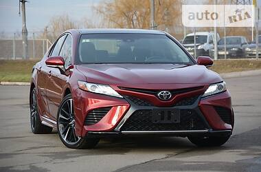 Седан Toyota Camry 2017 в 