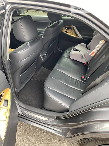 Седан Toyota Camry 2006 в Кривому Розі