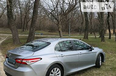 Седан Toyota Camry 2018 в 