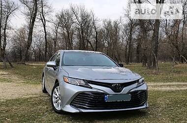 Седан Toyota Camry 2018 в 