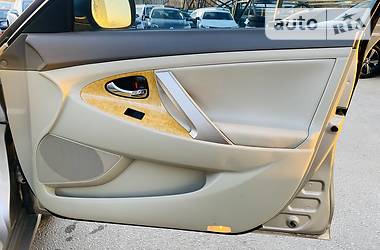 Седан Toyota Camry 2006 в 