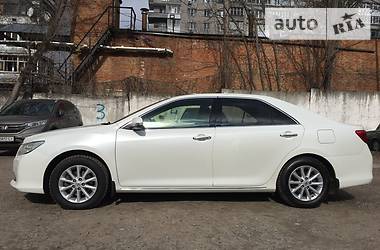 Седан Toyota Camry 2012 в 