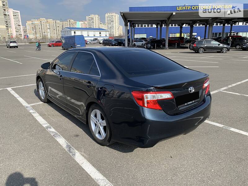 Седан Toyota Camry 2012 в Киеве фото 4 Седан Toyota Camry 2012 в Киеве