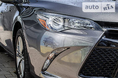 Седан Toyota Camry 2015 в 