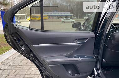 Седан Toyota Camry 2017 в 