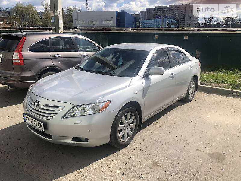 Седан Toyota Camry 2008 в Харкові