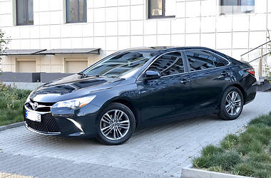 Седан Toyota Camry 2017 в 