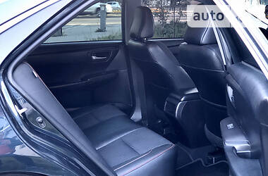 Седан Toyota Camry 2017 в 