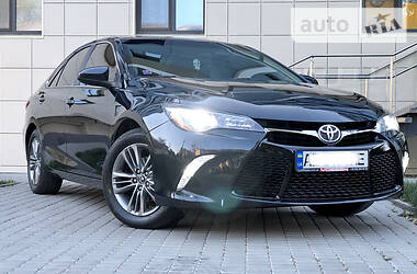 Седан Toyota Camry 2017 в 