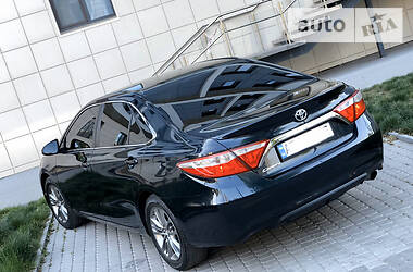 Седан Toyota Camry 2017 в 