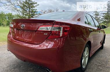 Седан Toyota Camry 2012 в 