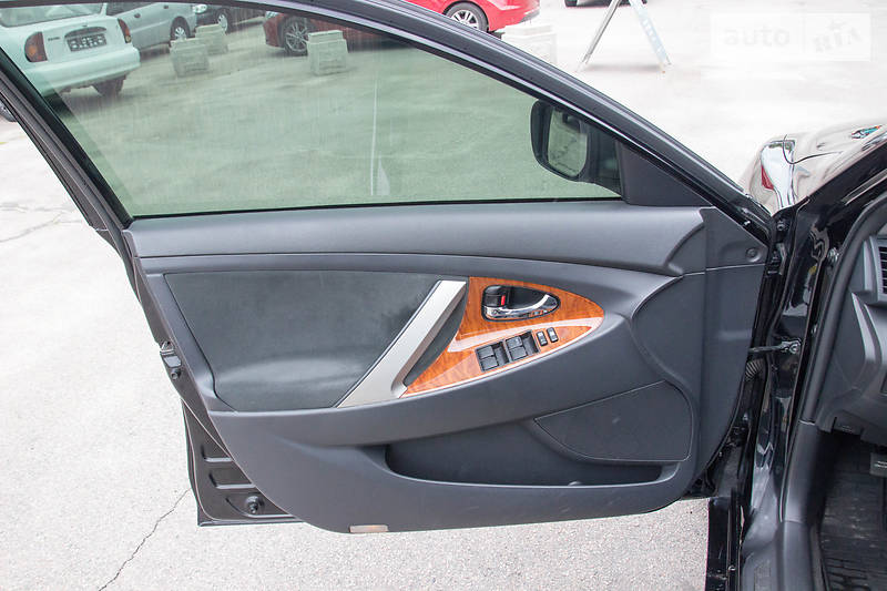 Седан Toyota Camry 2008 в Запоріжжі