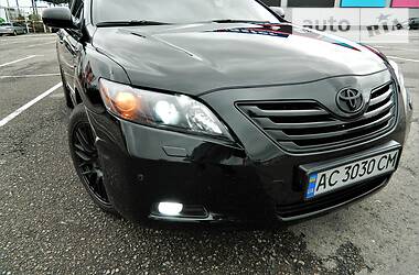 Седан Toyota Camry 2008 в Ровно