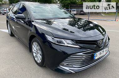 Седан Toyota Camry 2017 в 